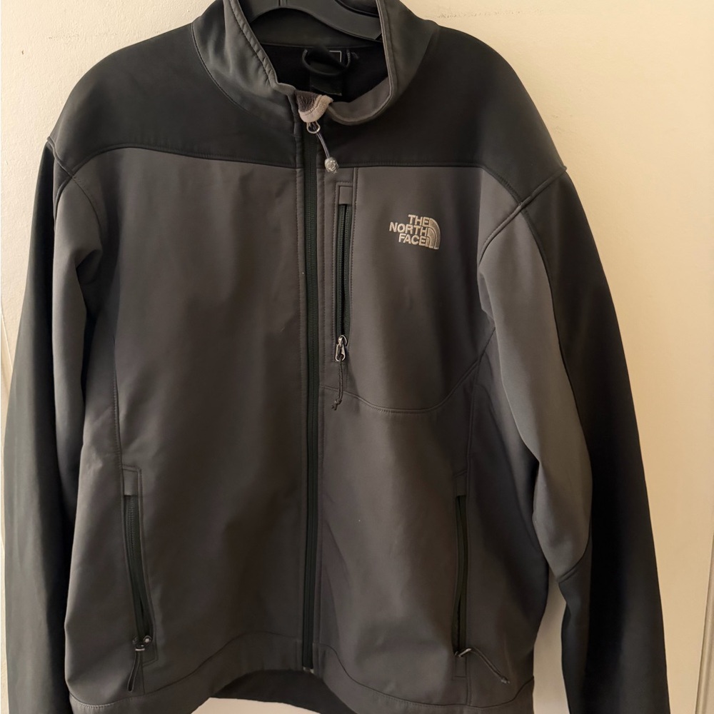 The North Face Men's Black and Gray Performance Jacket